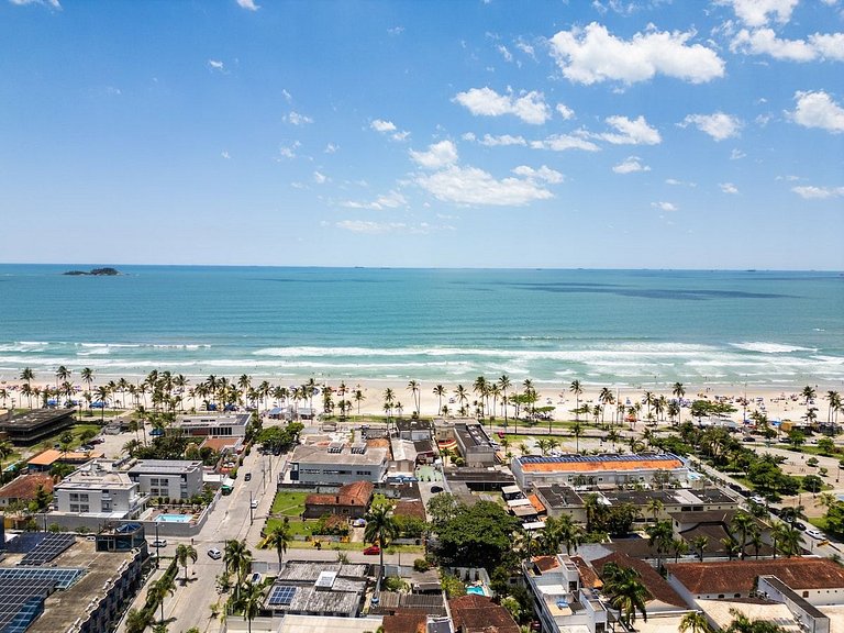 Apto com vista para o mar na praia da Enseada