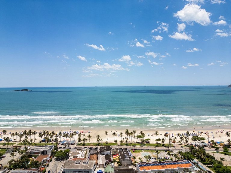 Apto com vista para o mar na praia da Enseada