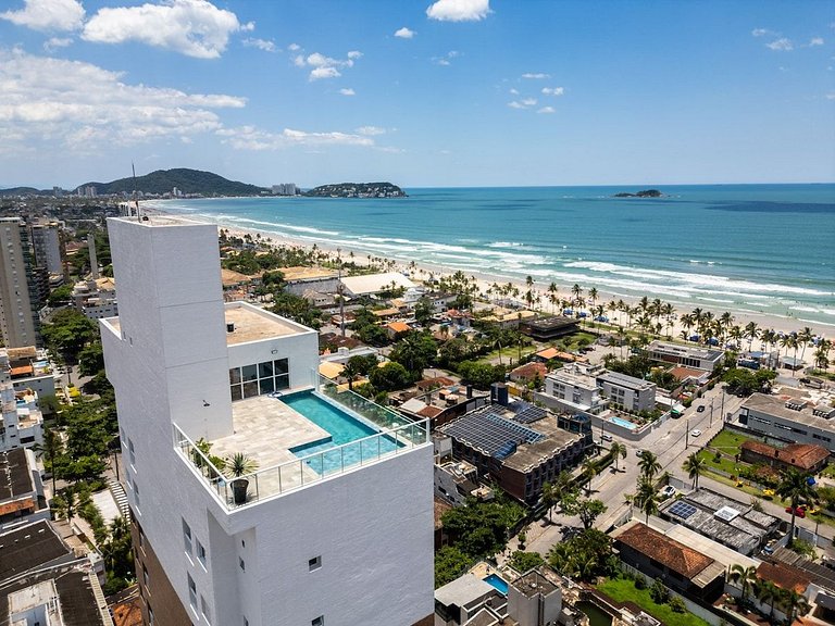 Apto com vista para o mar na praia da Enseada