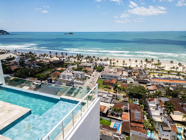 Apto com vista para o mar na praia da Enseada